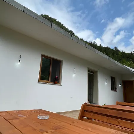 Thethi Mountain Guest house Theth